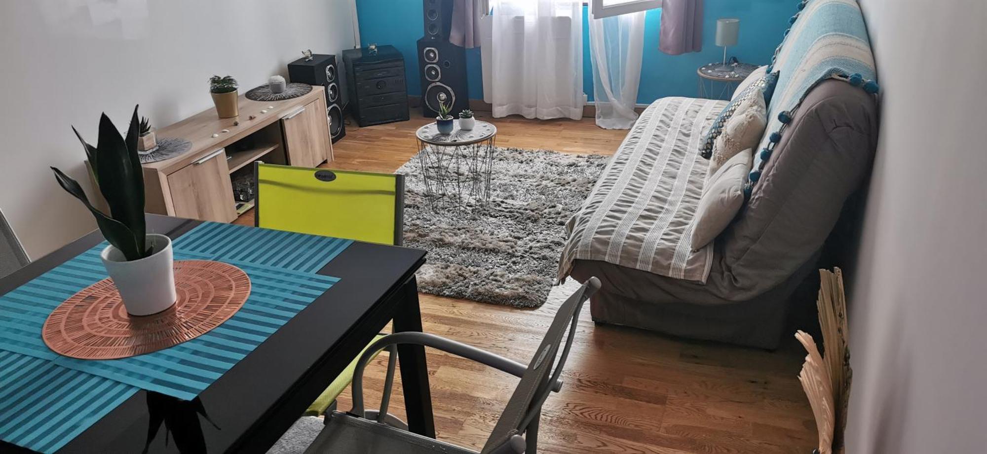 Appartement Au Coeur De Cours La Ville Εξωτερικό φωτογραφία